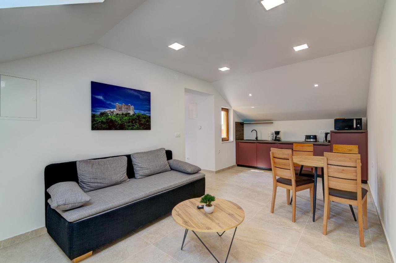 Apartament Rote Zora Senj  Zewnętrze zdjęcie