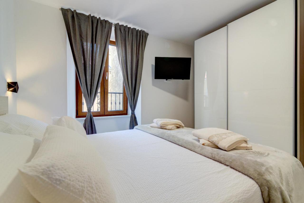 Apartament Rote Zora Senj  Zewnętrze zdjęcie
