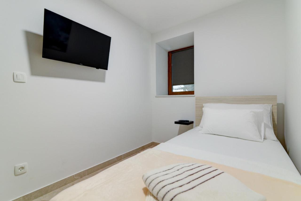 Apartament Rote Zora Senj  Zewnętrze zdjęcie